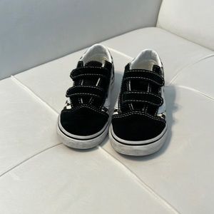 Boys checkered Vans